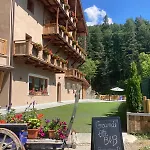 Grande Cote And Breakfast Couette-café Césane