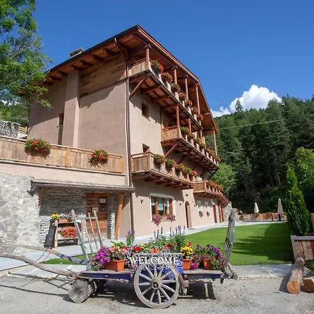 Grande Cote And Breakfast Bed & Breakfast