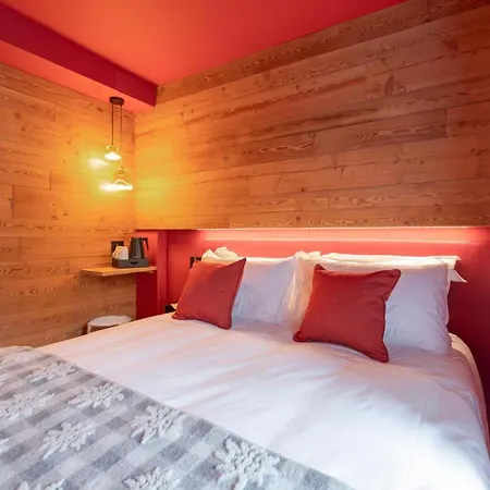 Grande Cote And Breakfast