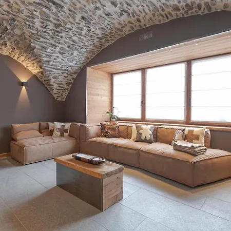 Grande Cote And Breakfast